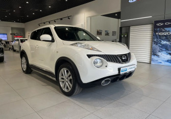 Подержанный автомобиль Nissan Juke 2011 года (3 фото)