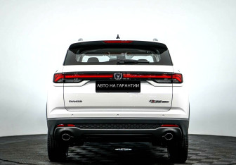 Подержанный автомобиль Changan CS35PLUS 2024 года (4 фото)