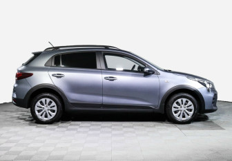 Подержанный автомобиль Kia Rio Hatchback 2021 года (4 фото)
