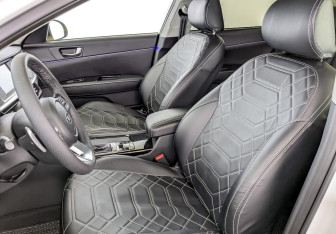 Подержанный автомобиль Kia Optima Sedan 2020 года (20 фото)