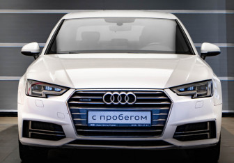 Подержанный автомобиль Audi A4 Sedan 2017 года (2 фото)