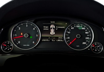 Подержанный автомобиль Volkswagen Touareg 2018 года (13 фото)