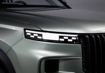 Подержанный автомобиль Jaecoo J7 2023 года (16 фото)