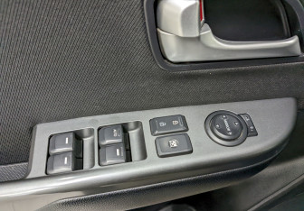 Подержанный автомобиль Kia Rio Sedan 2015 года (12 фото)