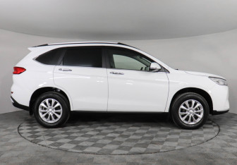 Подержанный автомобиль Haval M6 2024 года (4 фото)