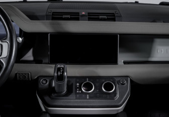 Подержанный автомобиль Land Rover Defender Suv 2020 года (13 фото)