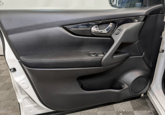 Подержанный автомобиль Nissan Qashqai 2018 года (18 фото)