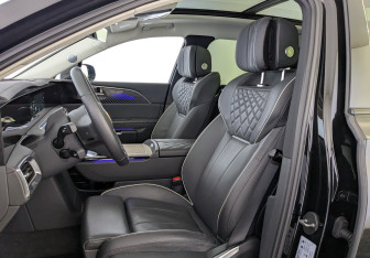 Новый Hongqi E-HS9 2021 (26 фото)