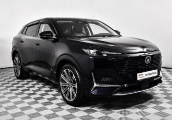 Подержанный автомобиль Changan UNI-K 2023 года (3 фото)