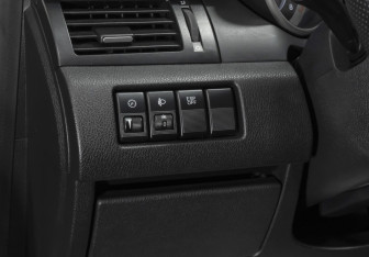 Подержанный автомобиль FAW Besturn X80 2017 года (11 фото)