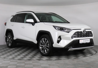 Подержанный автомобиль Toyota RAV4 2020 года (3 фото)