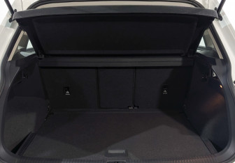 Подержанный автомобиль Volkswagen Tiguan 2021 года (9 фото)