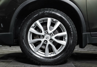 Подержанный автомобиль Nissan X-Trail 2018 года (8 фото)