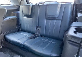 Подержанный автомобиль Changan CS95 2023 года (11 фото)