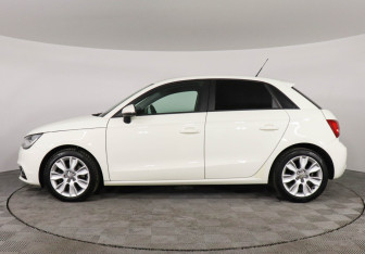 Подержанный автомобиль Audi A1 2012 года (8 фото)