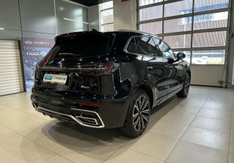 Подержанный автомобиль Hongqi HS5 2024 года (4 фото)