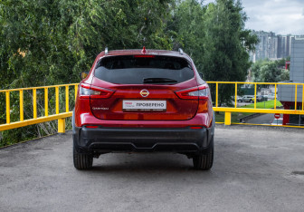 Подержанный автомобиль Nissan Qashqai 2019 года (5 фото)