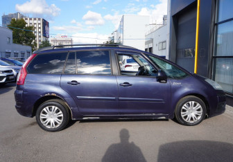 Подержанный автомобиль Citroen C4 Picasso 2011 года (4 фото)