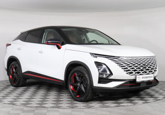 Подержанный автомобиль Omoda C5 2022 года (3 фото)