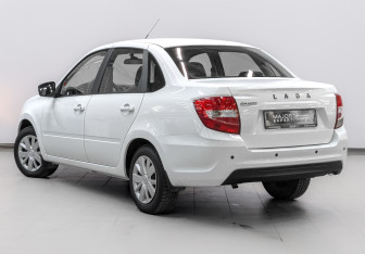Подержанный автомобиль LADA (ВАЗ) Granta Sedan 2022 года (7 фото)