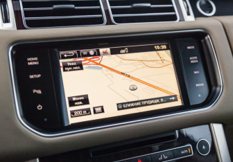 Подержанный автомобиль Land Rover Range Rover 2013 года (19 фото)