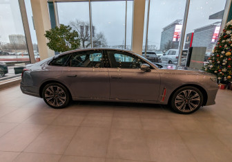 Новый Hongqi H9 2024 (4 фото)