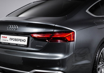 Подержанный автомобиль Audi A5 Liftback 2020 года (16 фото)