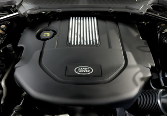 Подержанный автомобиль Land Rover Discovery 2017 года (9 фото)