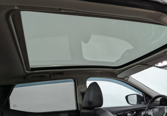 Подержанный автомобиль Nissan Qashqai 2014 года (23 фото)