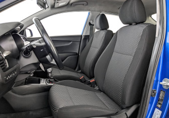 Подержанный автомобиль Kia Rio Sedan 2020 года (20 фото)