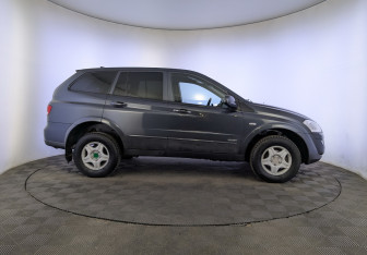 Подержанный автомобиль SsangYong Kyron 2014 года (4 фото)