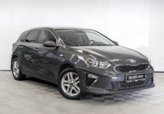 Подержанный автомобиль Kia Ceed Hatchback 2019 года (3 фото)