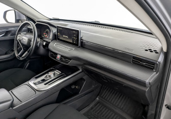 Подержанный автомобиль Haval Jolion 2022 года (11 фото)