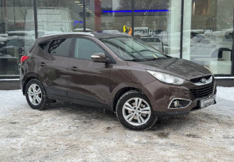Подержанный автомобиль Hyundai ix35 2013 года (3 фото)