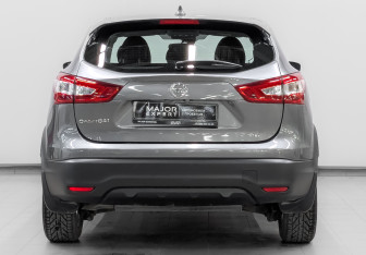 Подержанный автомобиль Nissan Qashqai 2018 года (6 фото)