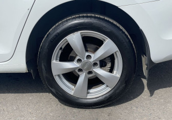 Подержанный автомобиль Skoda Rapid Liftback 2020 года (12 фото)