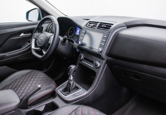Подержанный автомобиль Hyundai Creta 2022 года (10 фото)