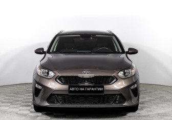 Подержанный автомобиль Kia Ceed Wagon 2020 года (2 фото)