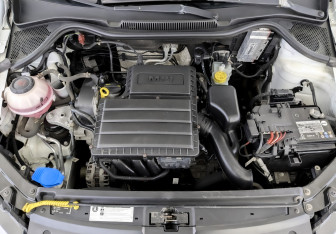 Подержанный автомобиль Volkswagen Polo Sedan 2019 года (9 фото)