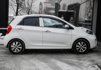 Подержанный автомобиль Kia Picanto 2015 года (4 фото)
