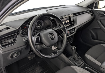 Подержанный автомобиль Skoda Rapid Liftback 2021 года (15 фото)