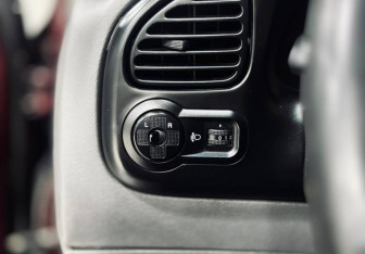 Подержанный автомобиль Kia Spectra Sedan 2006 года (17 фото)