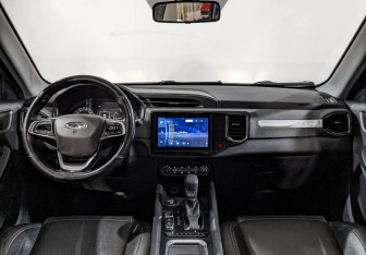 Подержанный автомобиль Chery Tiggo 4 2022 года (11 фото)