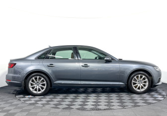 Подержанный автомобиль Audi A4 Sedan 2019 года (4 фото)