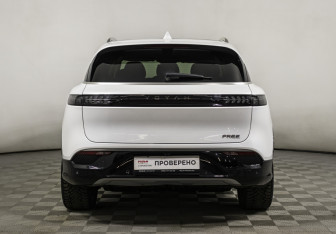 Подержанный автомобиль Voyah Free 2022 года (5 фото)