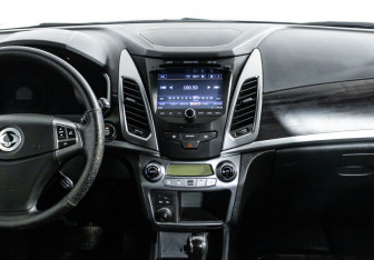 Подержанный автомобиль SsangYong Actyon 2014 года (8 фото)
