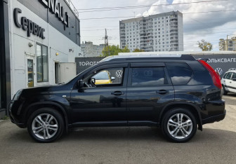 Подержанный автомобиль Nissan X-Trail 2012 года (8 фото)