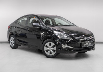 Подержанный автомобиль Hyundai Solaris Sedan 2015 года (3 фото)