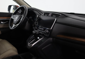 Подержанный автомобиль Honda CR-V 2018 года (5 фото)
