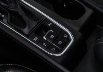 Подержанный автомобиль Hyundai Santa Fe 2019 года (17 фото)